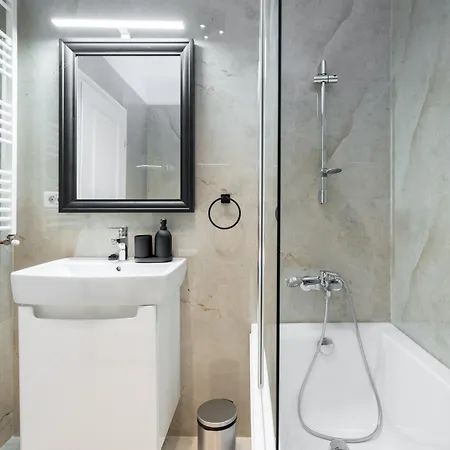 Apartment P19 *