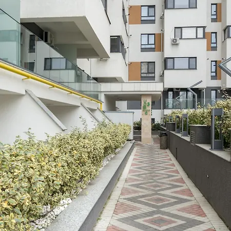 P19 Apartment *