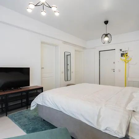 Apartment P19 *
